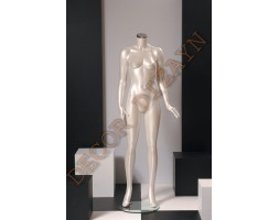 Female Mannequins